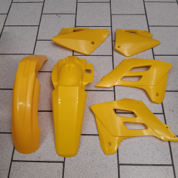 PLASTIC KIT GASGAS 01-06 YELLOW